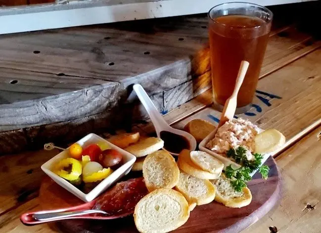 Seasonal smoked fish spread with locally caught mullet, baguette and pickled vegetables